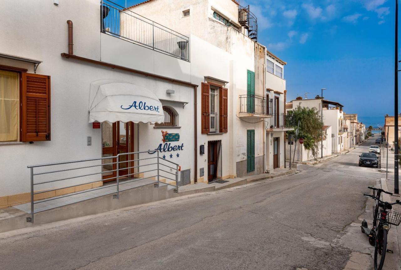 Albert Rooms & Breakfast San Vito Lo Capo Exteriör bild